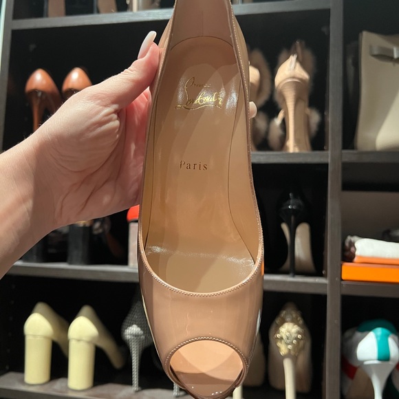 *Brand New* Louboutin - NEW VERY PRIVE 100 PATENT - Picture 4 of 10